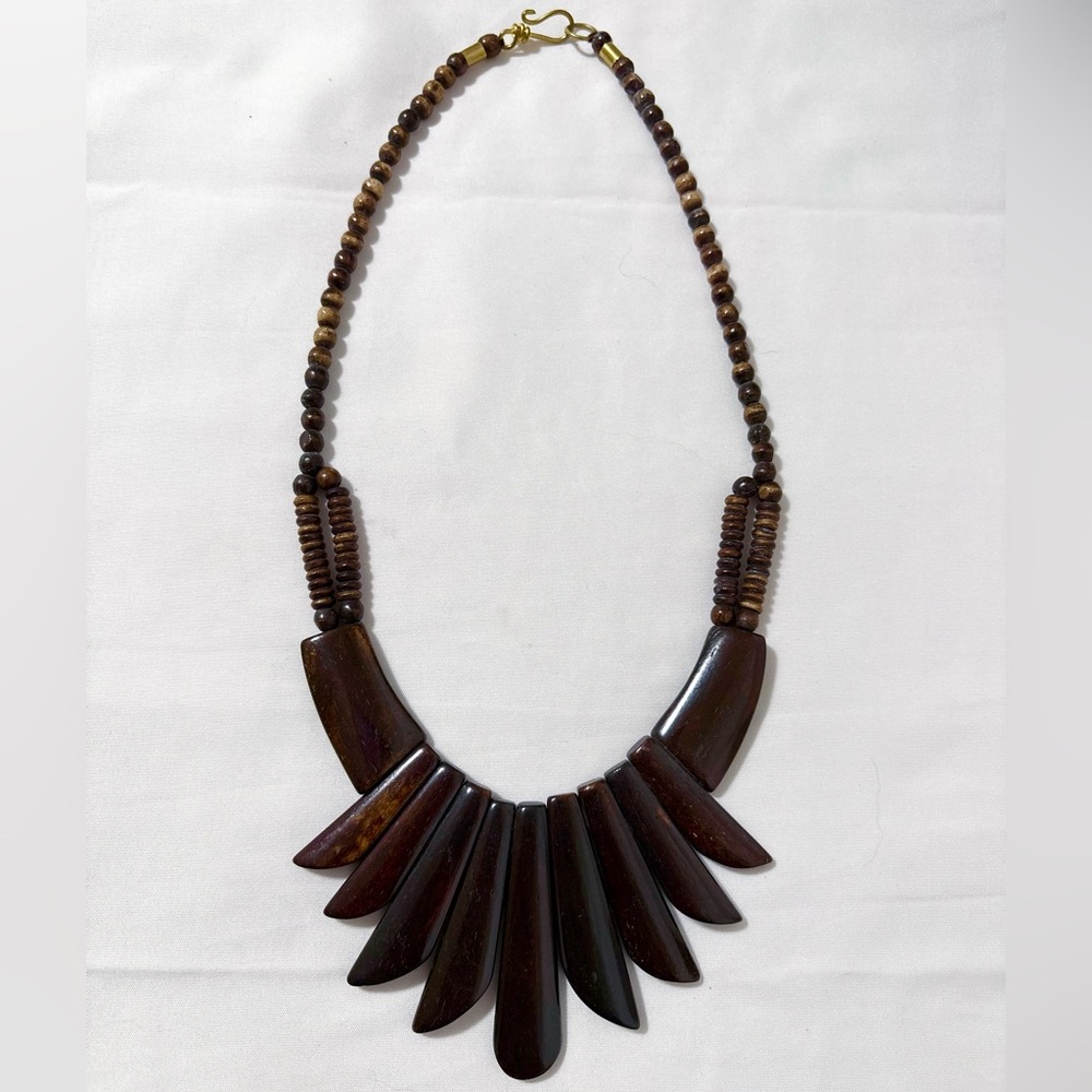 Hand carved Bone Necklace - Picture 3 of 4